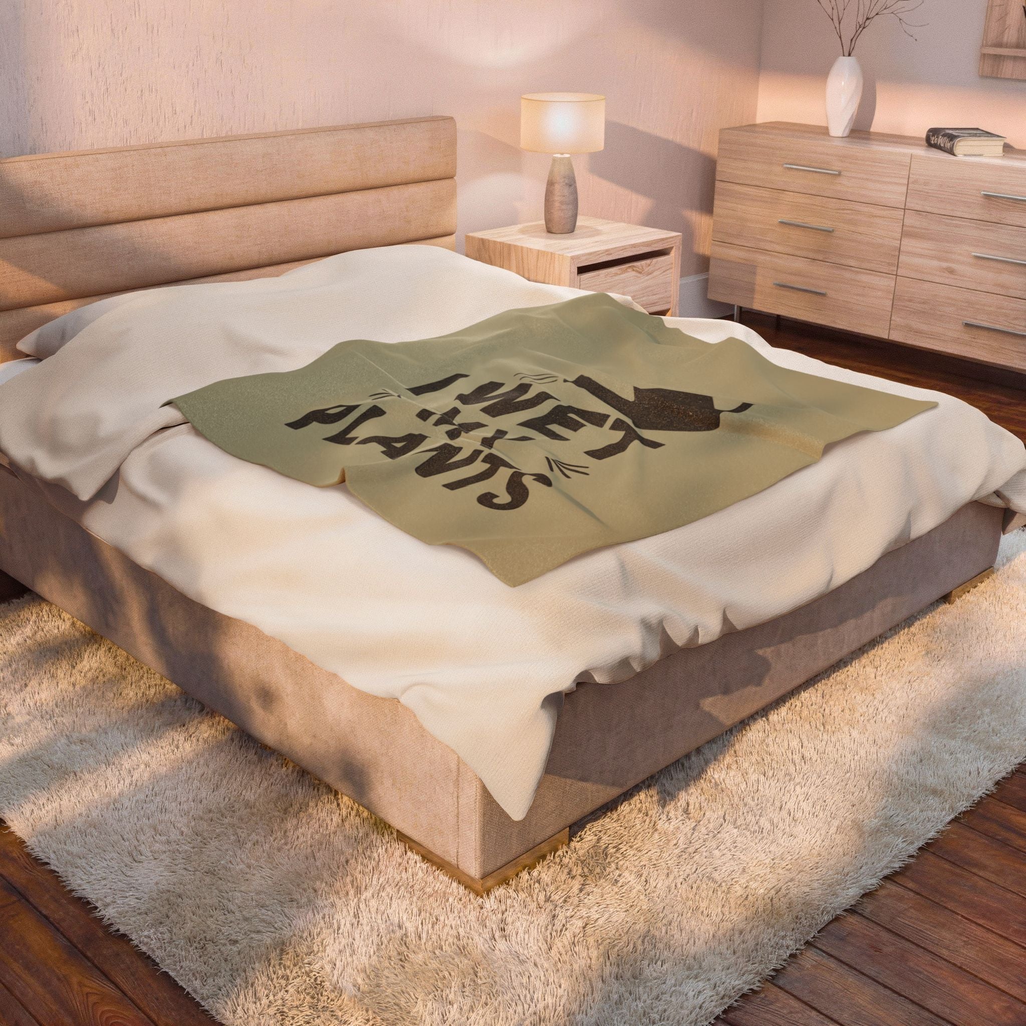 I Wet My Plants Velveteen Plush Blanket – Funny Plant Lover Throw
